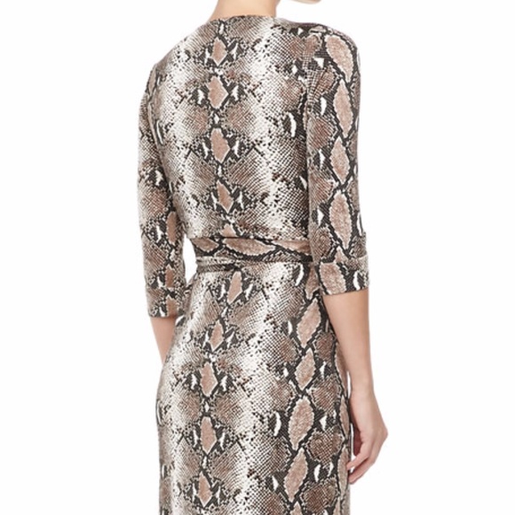 dvf New Julian Two Python Silk Jersey Dress sz 6 - Picture 2 of 8